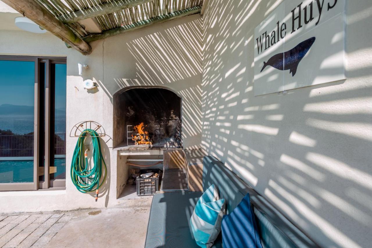 Whale Huys Luxury Oceanfront Eco Villa คานสบาย ภายนอก รูปภาพ