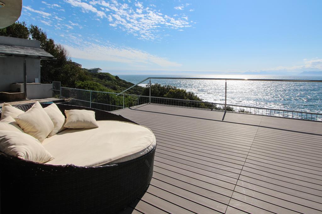 Whale Huys Luxury Oceanfront Eco Villa คานสบาย ภายนอก รูปภาพ