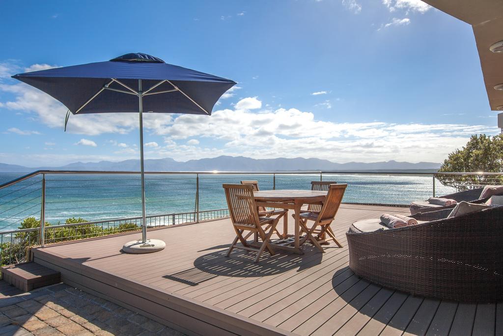 Whale Huys Luxury Oceanfront Eco Villa คานสบาย ภายนอก รูปภาพ