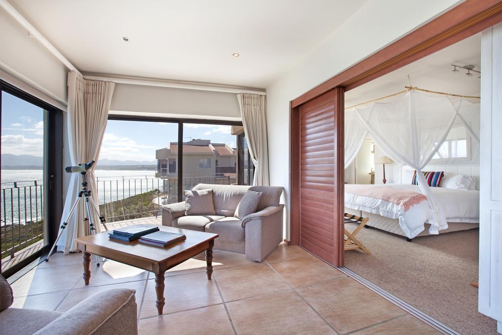Whale Huys Luxury Oceanfront Eco Villa คานสบาย ภายนอก รูปภาพ